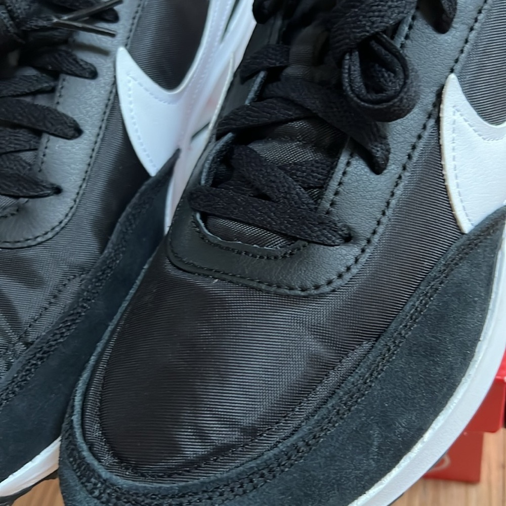 Nike Men’s Waffle Debut NWOB - Picture 9 of 11
